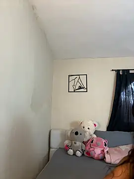 Snapshot of Veronica_M chatting on June 2026 06:03:01 PM Veronica M online show from June 2026 06:03:01 PM