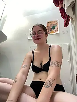 Snapshot of mclacy chatting on July 2026 01:10:02 PM mclacy online show from July 2026 01:10:02 PM