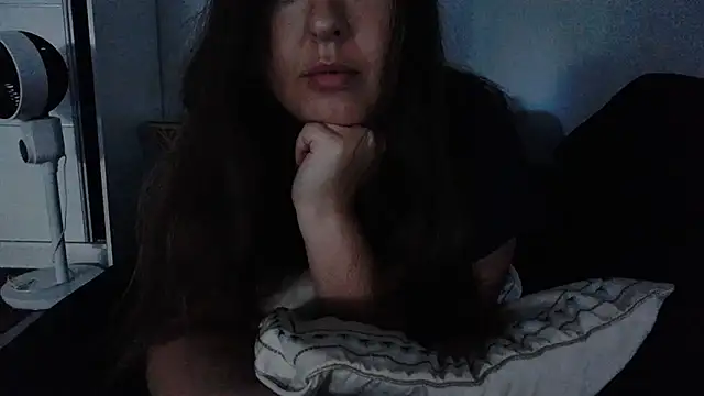 Snapshot of Monia9530 chatting on July 2026 05:23:02 AM Monia9530 online show from July 2026 05:23:02 AM