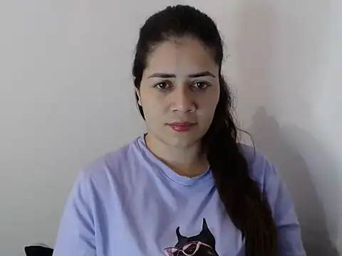 Luna zoe online show from July 2026 02:05:17 AM