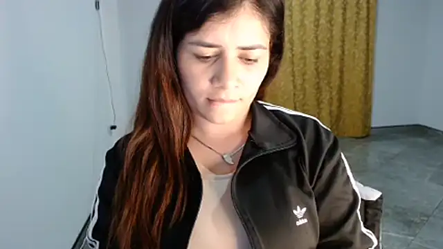 Luna zoe online show from August 2026 01:20:01 AM