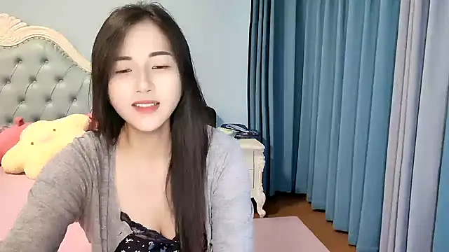 Qianqian-666 online show from July 2026 04:39:33 PM