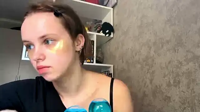 Mollybeans online show from July 2026 12:19:01 PM
