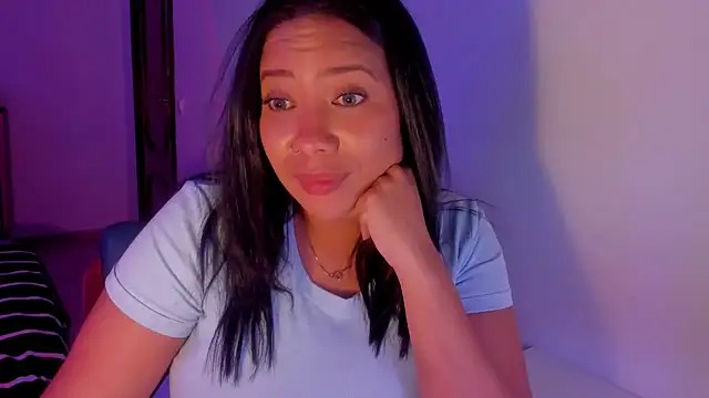 NicolePasqualott online show from April 2026 08:31:01 PM