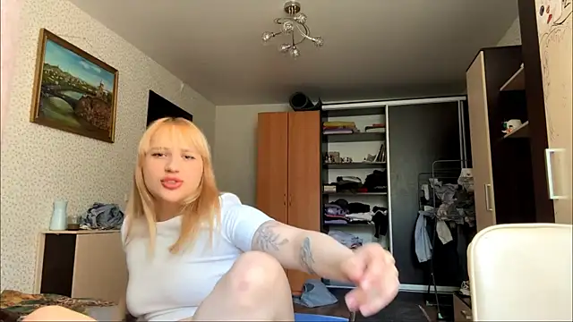 EllanFernandes online show from June 2026 06:16:02 AM