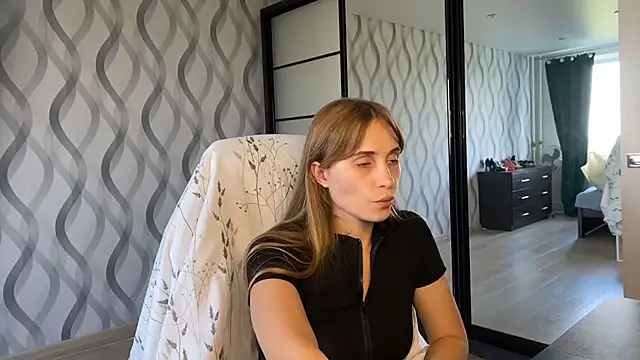 Miss Luna meow online show from July 2026 03:51:02 PM