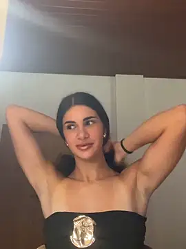 sarahlfvxo online show from June 2026 04:21:02 PM