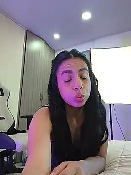 Jasmiinn  online show from July 2026 03:23:02 AM