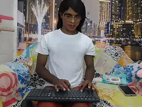 stefania bragan online show from July 2026 06:21:01 PM