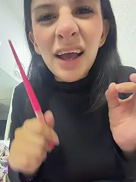 Mia Alanna online show from June 2026 11:48:01 PM