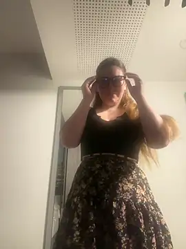 -Malina- online show from June 2026 07:56:01 PM