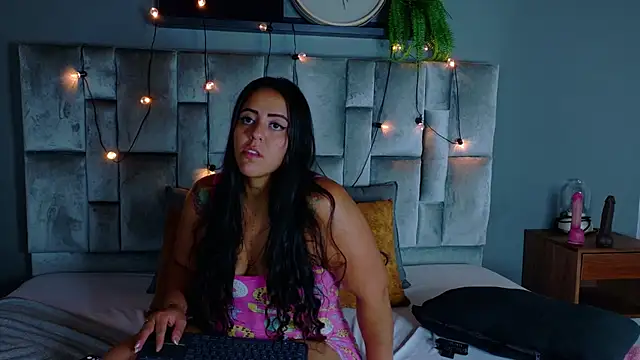 ShelyEvans   online show from July 2026 12:09:01 AM