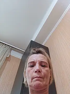 Snapshot of Kriss-Miss-Kiss chatting on June 2026 03:03:01 PM Kriss-Miss-Kiss online show from June 2026 03:03:01 PM