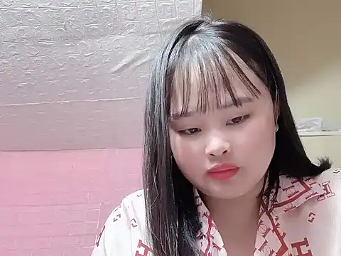 Elysia679 online show from June 2026 03:38:02 PM