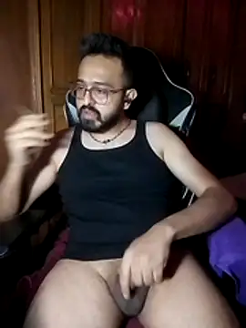 freakkydessi online show from July 2026 07:18:02 PM