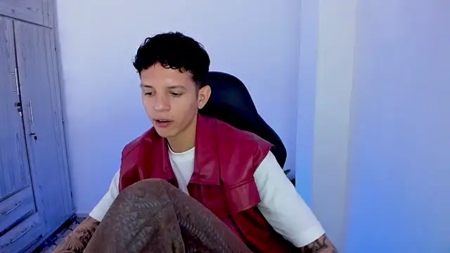 tylerrnova online show from July 2026 04:58:02 AM
