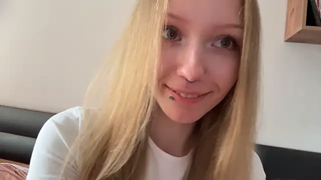 BivalentFalloff online show from August 2026 06:15:02 AM