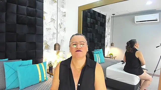 CharlotteG  online show from August 2026 02:20:02 PM