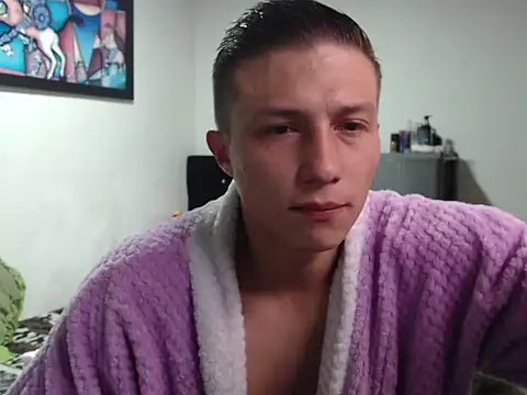 Stiiveen777 online show from August 2026 12:51:02 PM
