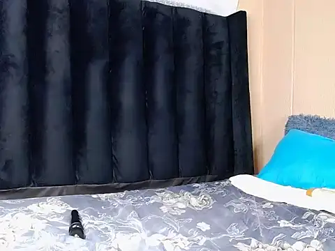 Slim Thickiey online show from July 2026 04:23:01 PM