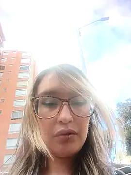 karla-giraldo1 online show from August 2026 10:15:02 PM