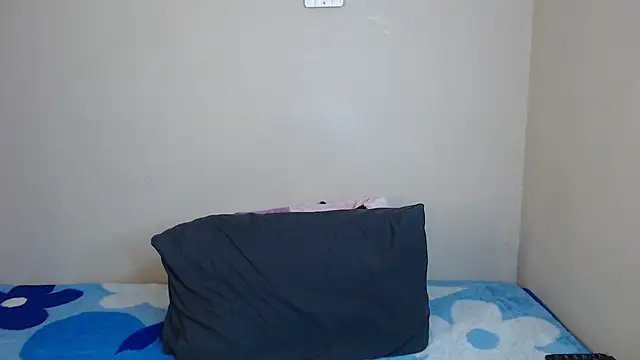 SexyMoe04 online show from July 2026 04:53:02 PM