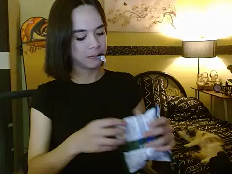 Snapshot of SweetTs4u chatting on June 2026 04:42:02 AM SweetTs4u online show from June 2026 04:42:02 AM