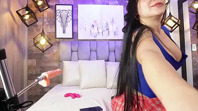Miss Isabeella online show from July 2026 06:21:02 PM