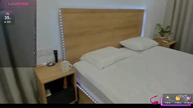 Snapshot of miko_kimura chatting on December 2024 03:20:01 AM miko kimura online show from December 2024 03:20:01 AM