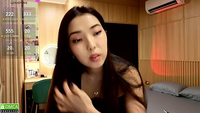 Snapshot of miko_kimura chatting on October 2025 03:57:02 PM miko kimura online show from October 2025 03:57:02 PM