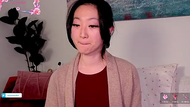 Snapshot of MySweetSofie chatting on January 2026 10:44:02 PM MySweetSofie online show from January 2026 10:44:02 PM