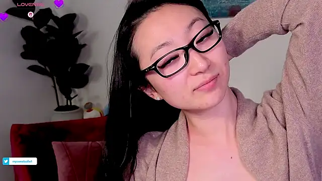 Snapshot of MySweetSofie chatting on February 2026 06:46:01 PM MySweetSofie online show from February 2026 06:46:01 PM