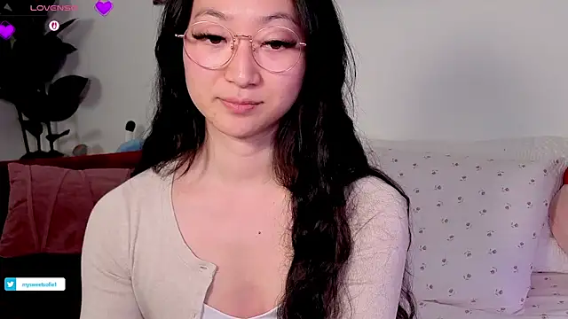 Snapshot of MySweetSofie chatting on February 2026 02:06:02 AM MySweetSofie online show from February 2026 02:06:02 AM