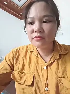 Holy-mi online show from July 2026 06:11:02 AM