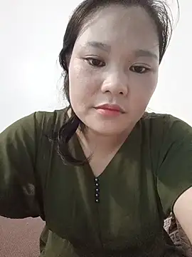 Holy-mi online show from August 2026 03:52:02 AM