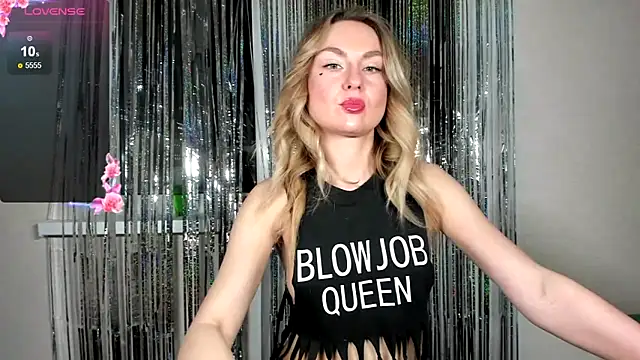 Snapshot of kelly_copperfield chatting on January 2025 04:28:02 PM kelly copperfield online show from January 2025 04:28:02 PM