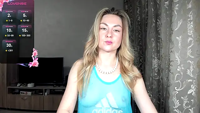 Snapshot of kelly_copperfield chatting on February 2025 03:31:02 PM kelly copperfield online show from February 2025 03:31:02 PM