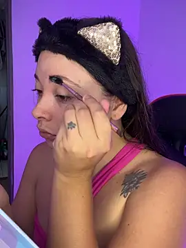 mia bornner online show from July 2026 06:23:02 PM