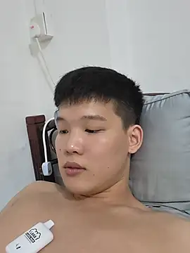 apexboy23 online show from June 2026 03:32:01 PM