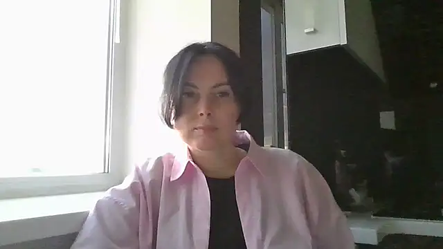 Velissada online show from June 2026 08:25:02 PM