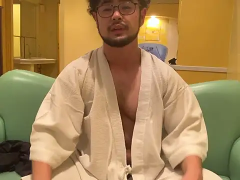 taku bear online show from July 2026 02:02:01 PM