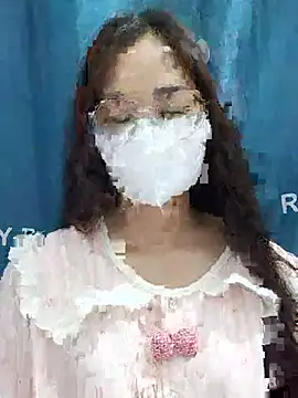 Snapshot of _Tonii_ chatting on June 2026 11:28:01 PM Tonii online show from June 2026 11:28:01 PM