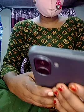Miss-mahi7 online show from July 2026 05:17:01 PM