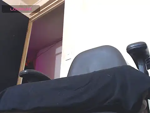 WOLFMONSTERDICK online show from June 2026 02:27:01 AM