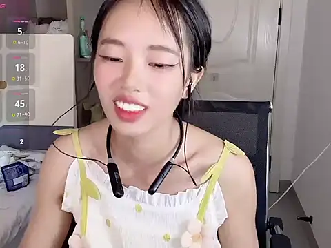 xiaolei-999 online show from June 2026 03:45:01 AM