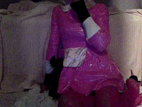 Snapshot of barbiegurl26 chatting on July 2026 05:17:01 PM barbiegurl26 online show from July 2026 05:17:01 PM