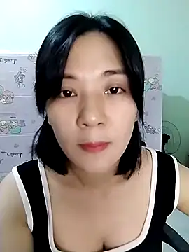 Lyrose 2k online show from July 2026 02:15:01 PM