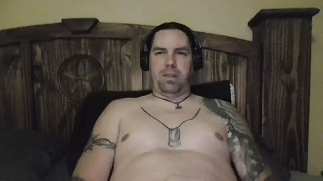 BikerLipps85 online show from July 2026 11:23:01 AM