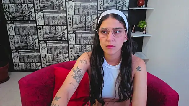 Xiomara vega online show from July 2026 10:20:01 PM