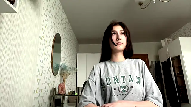 HildegardGallaty online show from July 2026 02:23:01 PM